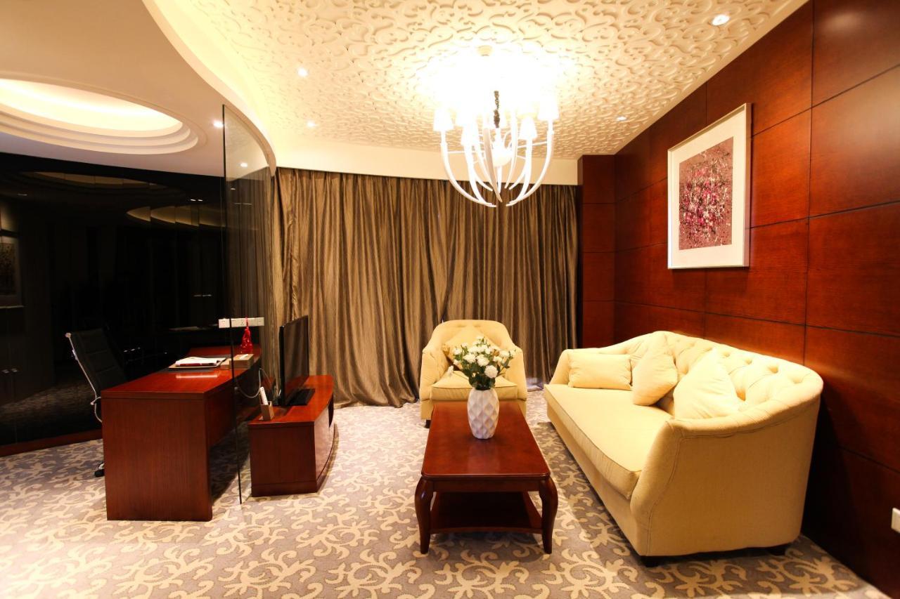 Ramada Yangzhou Baoying Hotel Luaran gambar